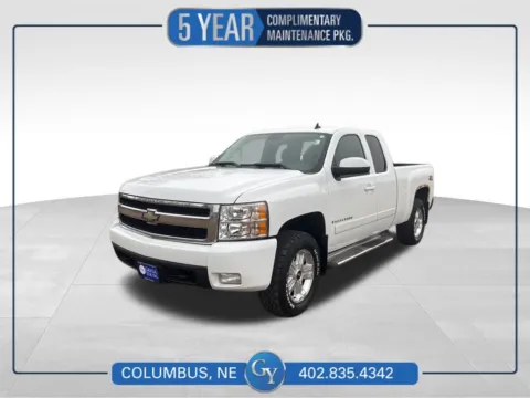 White 2008 Chevrolet Silverado 1500 LTZ for sale in Columbus, NE