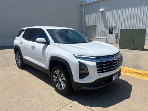 More photos of 2026 Chevrolet Equinox LT at Gregg Young Chevrolet GMC of Columbus, NE