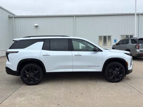 More photos of 2027 Chevrolet Traverse RS at Gregg Young Chevrolet GMC of Columbus, NE
