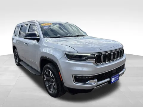 More photos of 2023 Jeep Wagoneer Series III at Gregg Young Chevrolet GMC of Columbus, NE