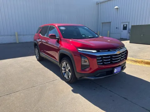 More photos of 2027 Chevrolet Equinox LT at Gregg Young Chevrolet GMC of Columbus, NE