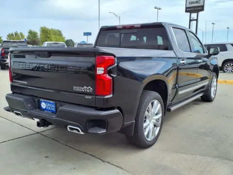 More photos of 2025 Chevrolet Silverado 1500 High Country at Gregg Young Chevrolet GMC of Columbus, NE