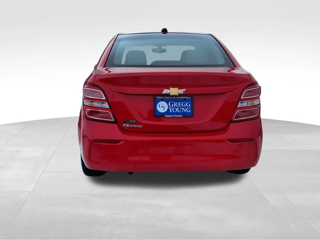 2018 Chevrolet Sonic LS photo 2