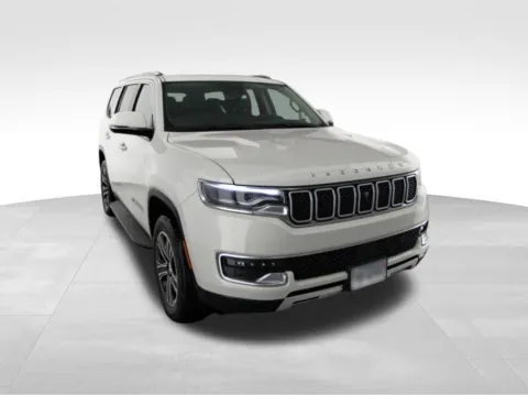 Another view of 2022 Jeep Wagoneer Series III for sale in Columbus, NE at Gregg Young Chevrolet GMC of Columbus