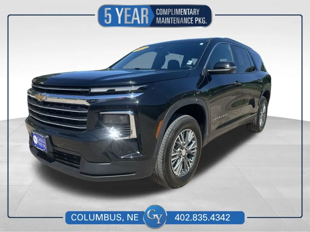 Black 2024 Chevrolet Traverse LT for sale in Columbus, NE