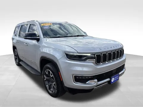 More photos of 2023 Jeep Wagoneer Series III at Gregg Young Chevrolet GMC of Columbus, NE