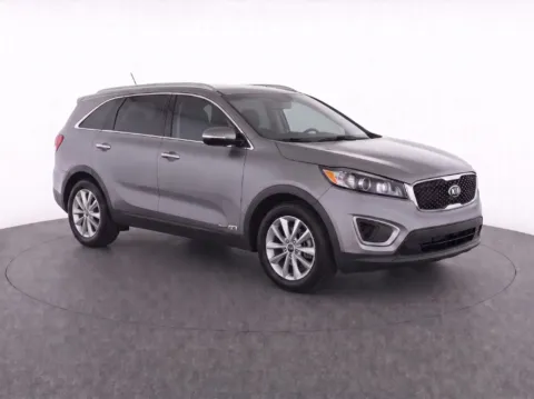Photos of 2018 Kia Sorento LX for sale in Columbus, NE at Gregg Young Chevrolet GMC of Columbus