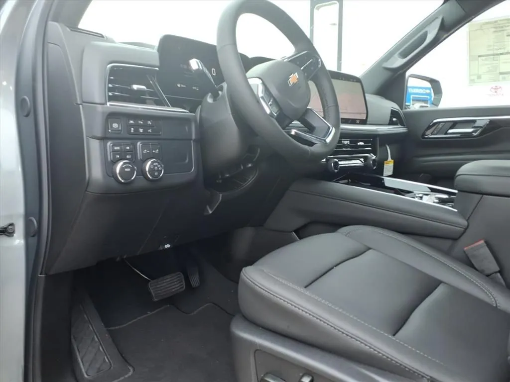 2026 Chevrolet Tahoe LT photo 4