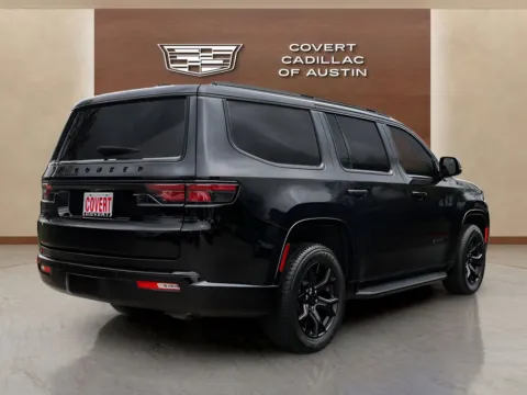 More photos of 2023 Jeep Wagoneer Series II at Covert Cadillac, TX