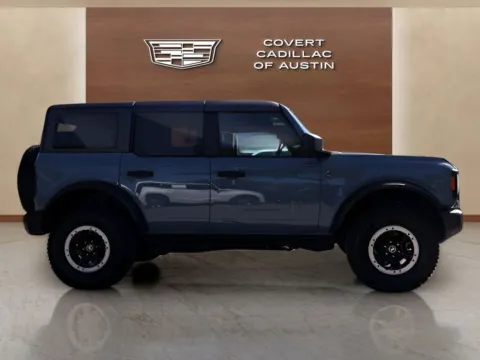 More photos of 2023 Ford Bronco Black Diamond at Covert Cadillac, TX