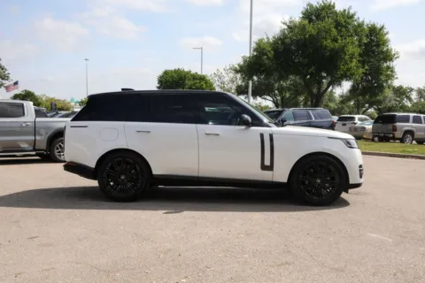 More photos of 2025 Land Rover Range Rover Autobiography at Covert Cadillac, TX