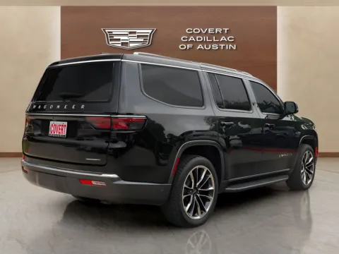 More photos of 2022 Jeep Wagoneer Series II at Covert Cadillac, TX