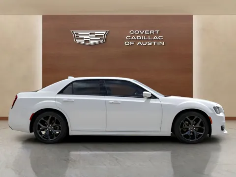 More photos of 2022 Chrysler 300 Touring at Covert Cadillac, TX