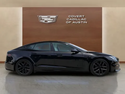 More photos of 2022 Tesla Model S at Covert Cadillac, TX