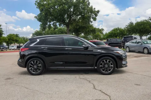 More photos of 2019 INFINITI QX50 LUXE at Covert Cadillac, TX