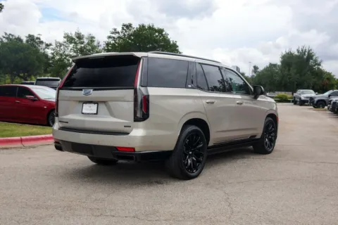 More photos of 2023 Cadillac Escalade Sport Platinum at Covert Cadillac, TX