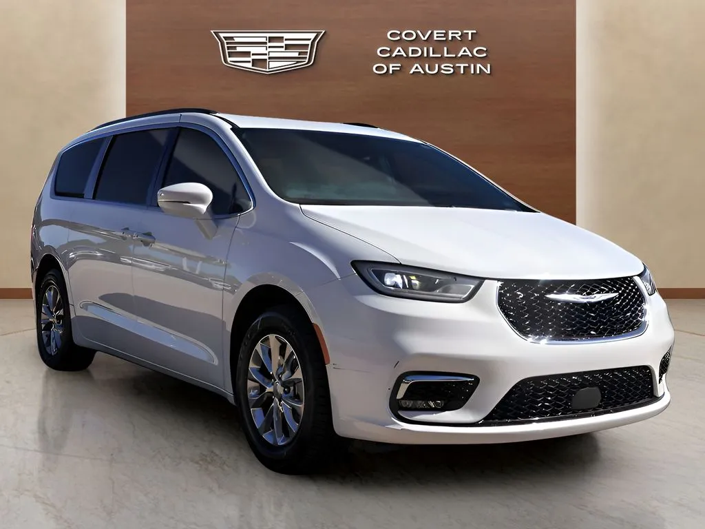 Chrysler Pacifica photo 9