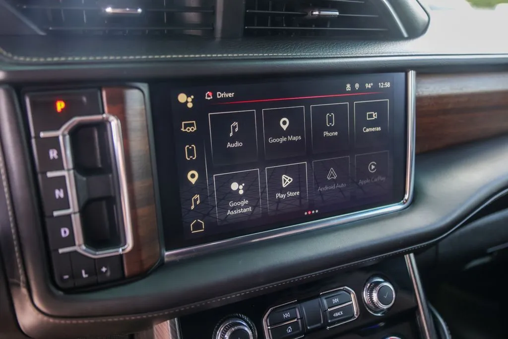 GMC Yukon XL photo 15
