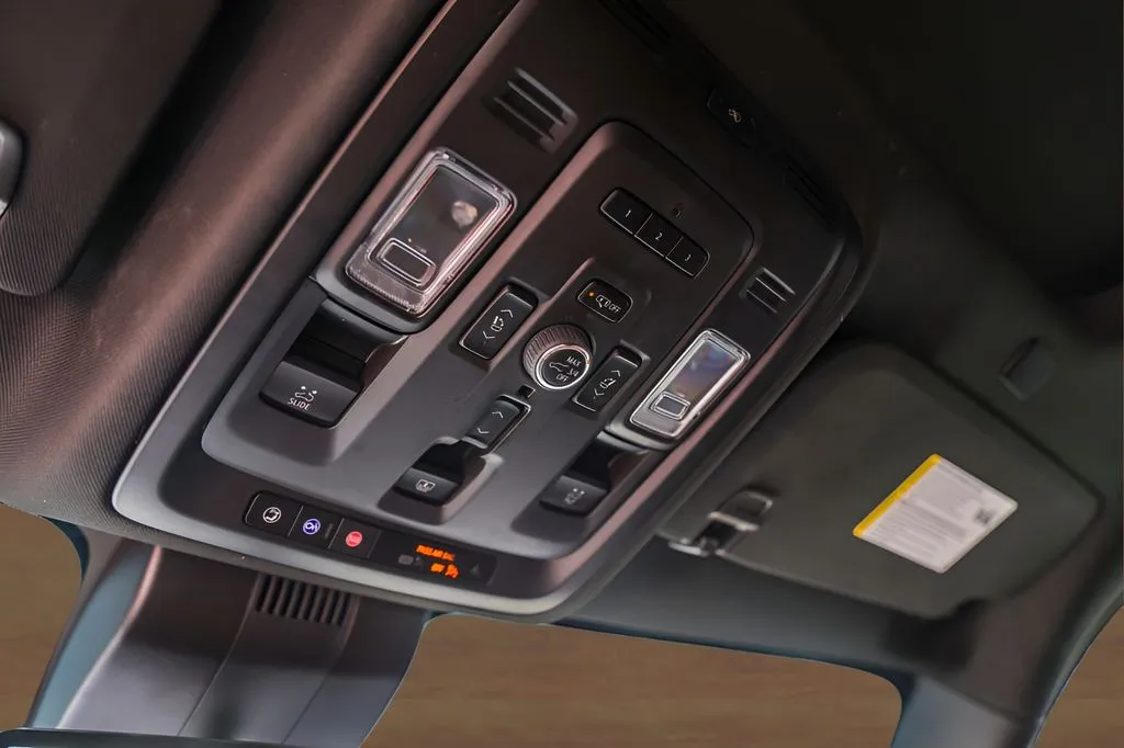 GMC Yukon XL photo 20