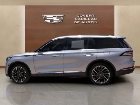 Photos of 2023 Lincoln Aviator Reserve for sale in Austin, TX at Covert Cadillac