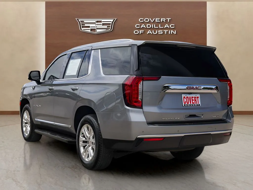 GMC Yukon photo 3