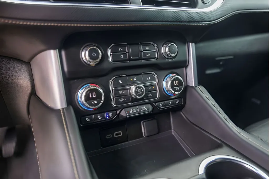 GMC Yukon photo 20