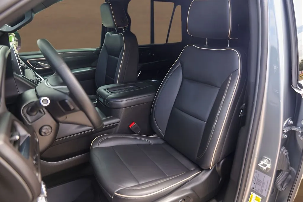 GMC Yukon photo 7