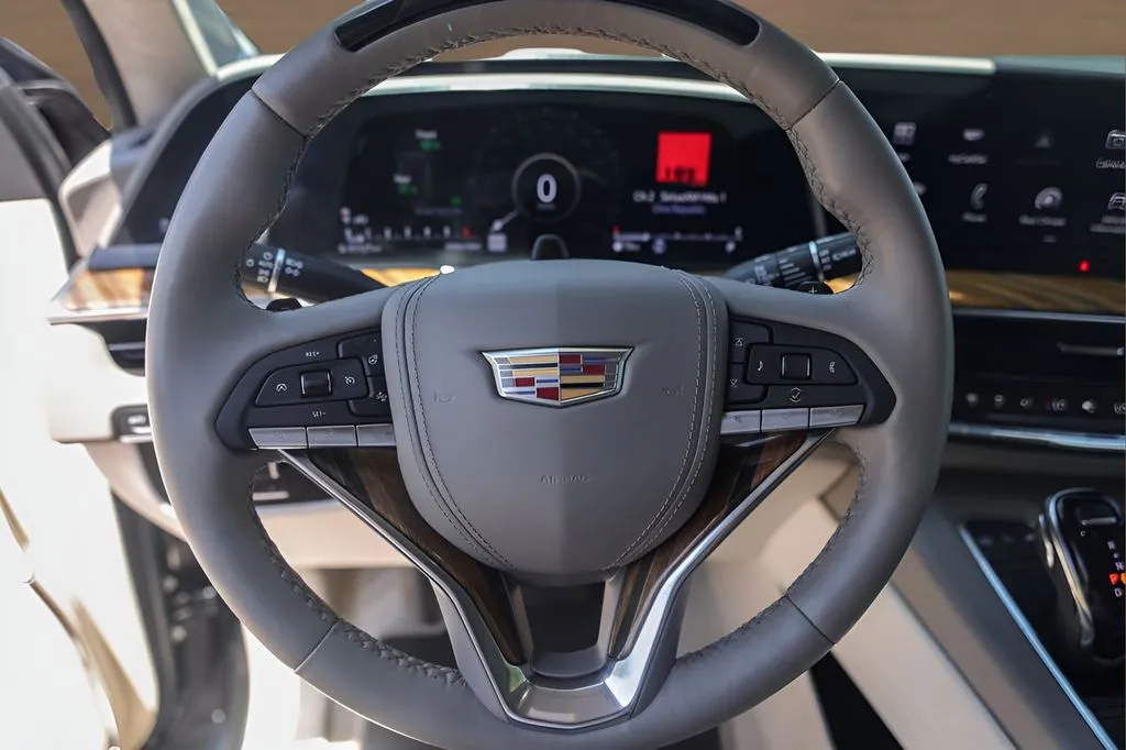 Cadillac Escalade photo 12