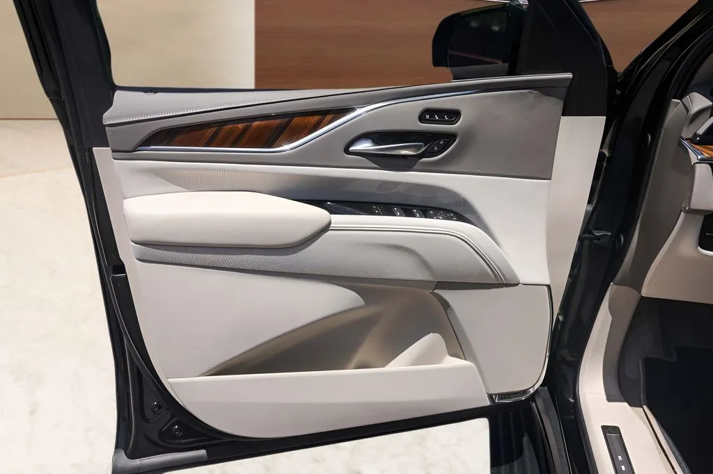 Cadillac Escalade photo 24