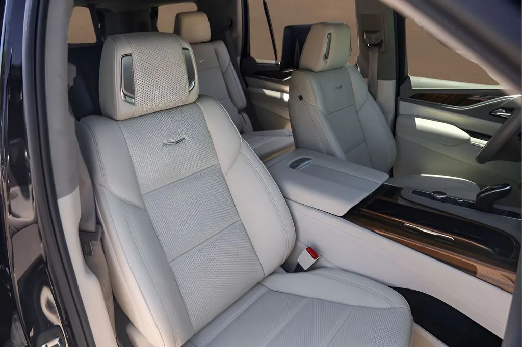 Cadillac Escalade photo 32