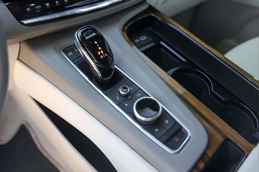 Cadillac Escalade photo 20