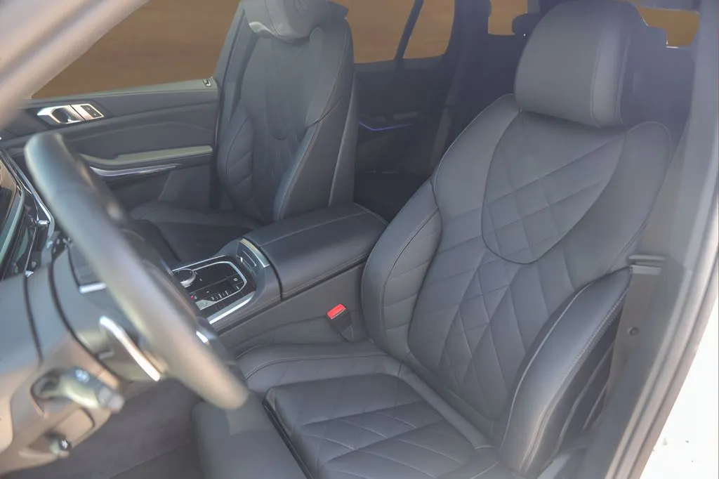BMW X5 photo 7
