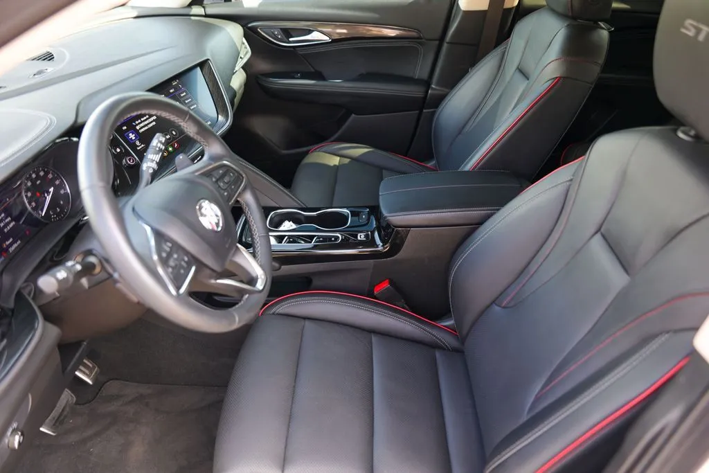 Buick Envision photo 9