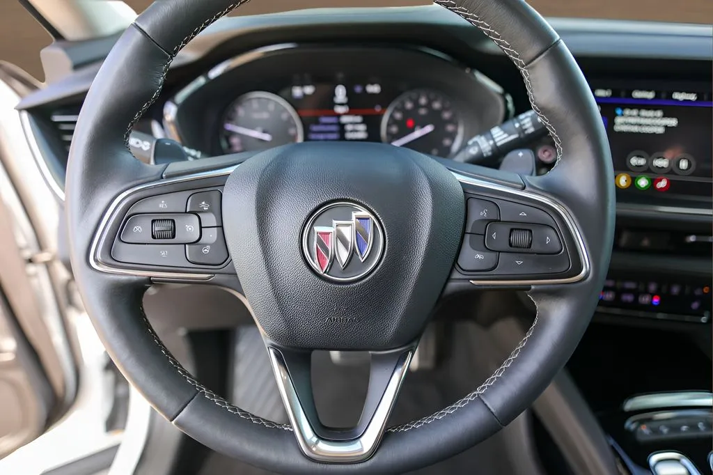 Buick Envision photo 12