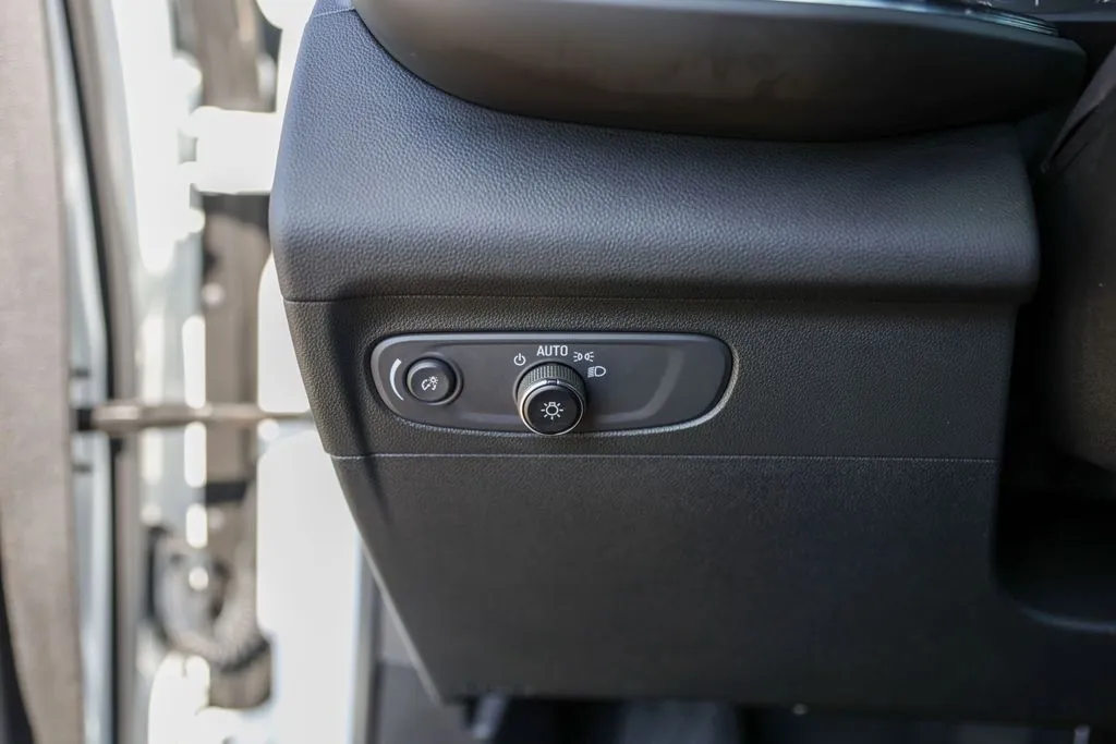 Buick Envision photo 15