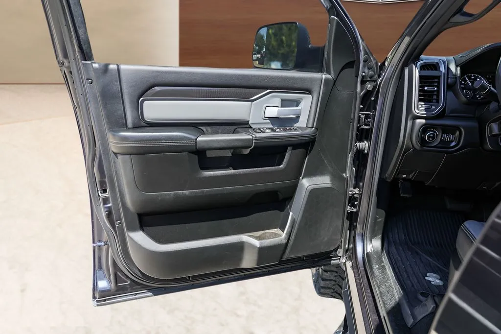 Ram 2500 photo 24
