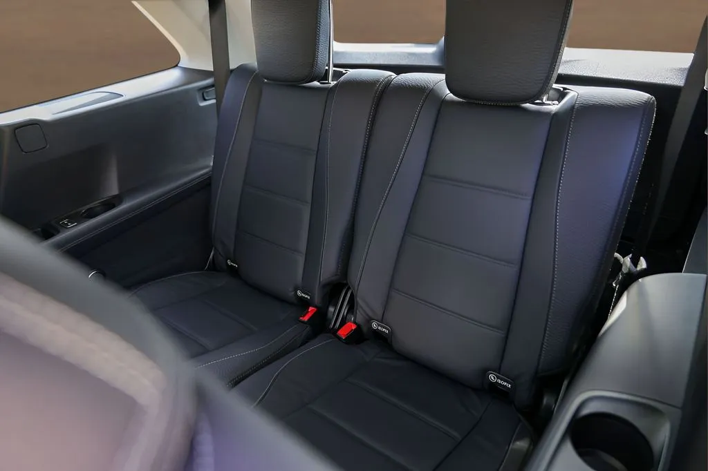 Mercedes-Benz GLS photo 26
