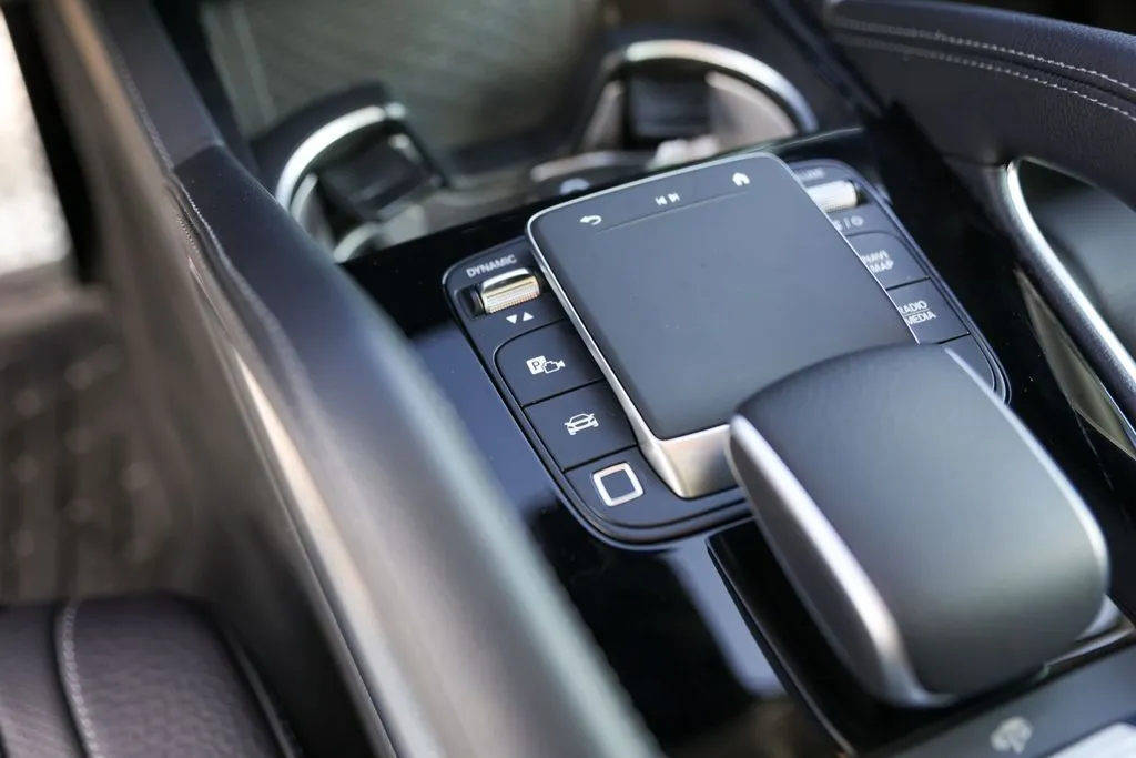 Mercedes-Benz GLS photo 19