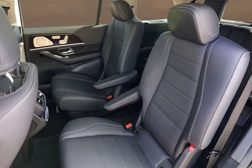 Mercedes-Benz GLS photo 25