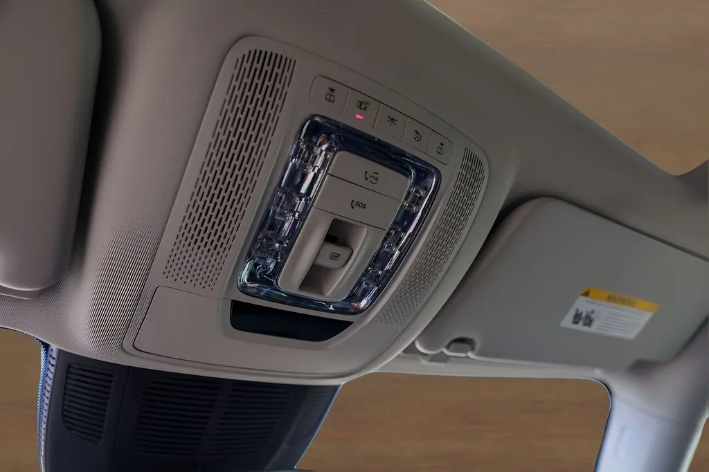 Mercedes-Benz GLS photo 21