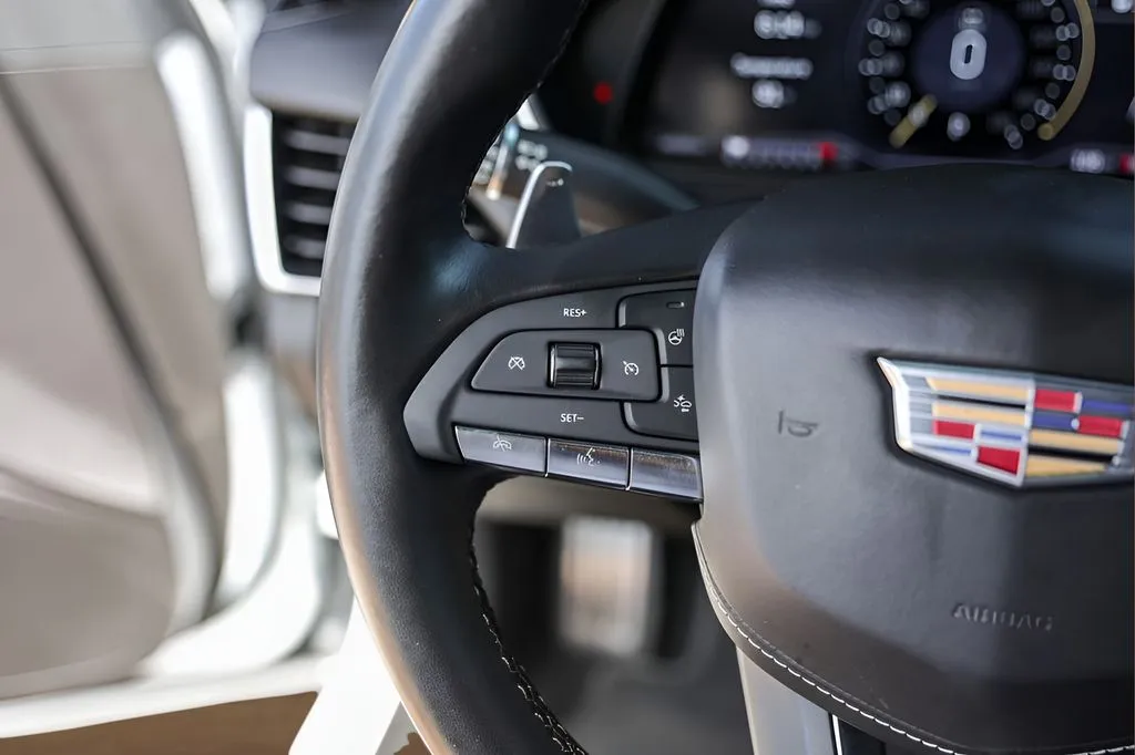 Cadillac CT5 photo 14