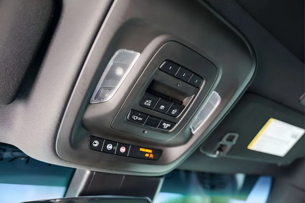 Cadillac CT5 photo 21