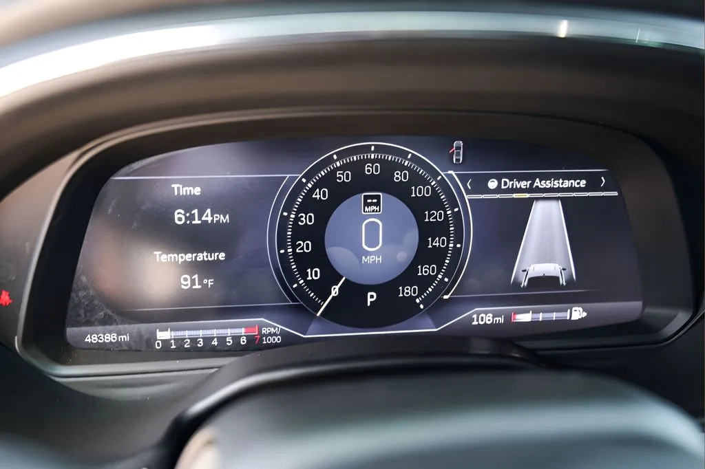 Cadillac CT5 photo 11