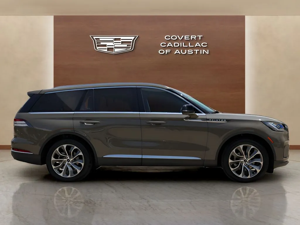 Lincoln Aviator photo 5