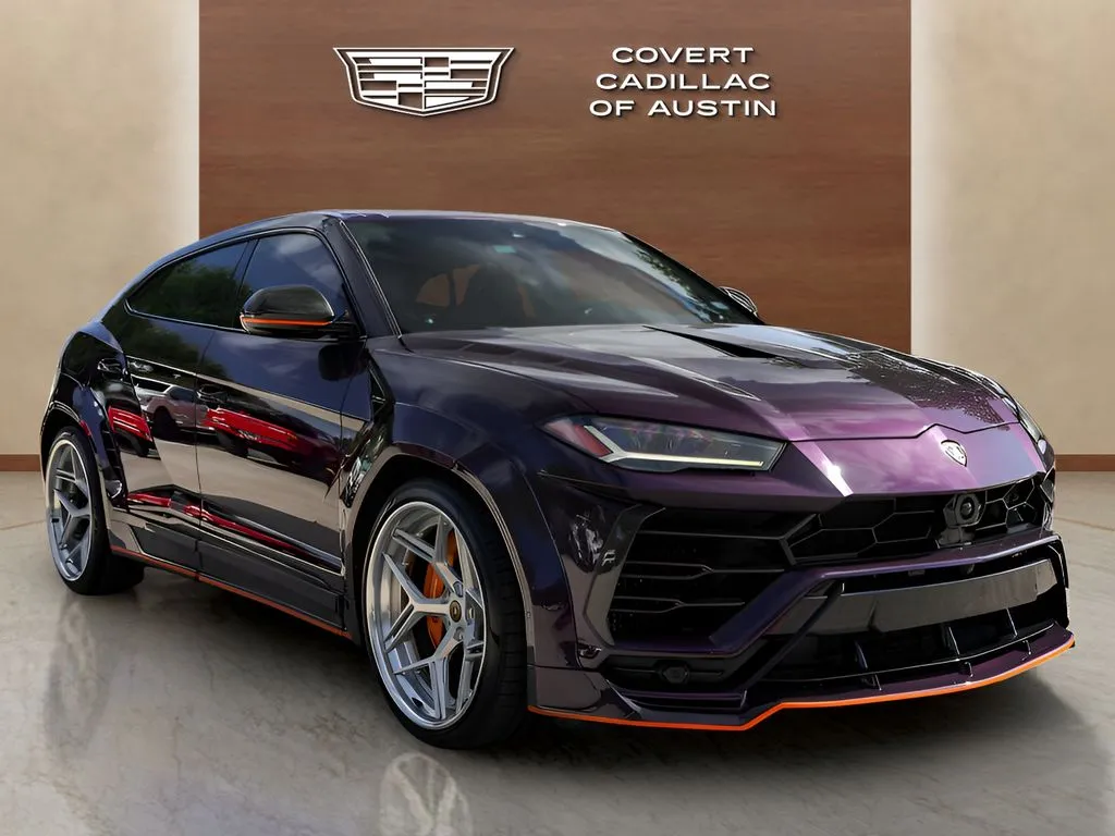 Lamborghini URUS photo 6