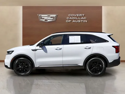Photos of 2021 Kia Sorento S for sale in Austin, TX at Covert Cadillac