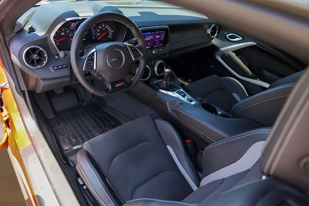 Chevrolet Camaro photo 11