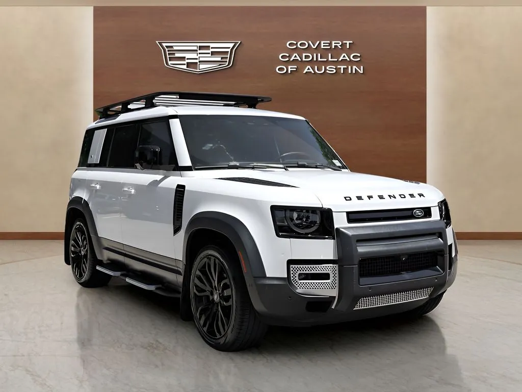 Land Rover Defender photo 6