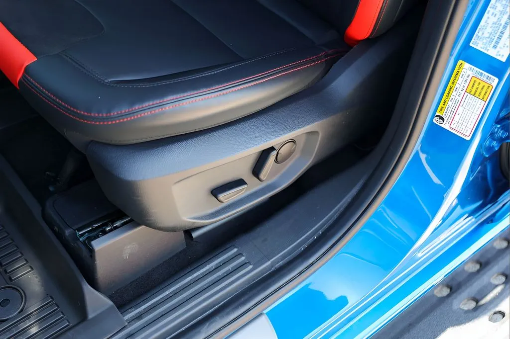 Ford Ranger photo 8