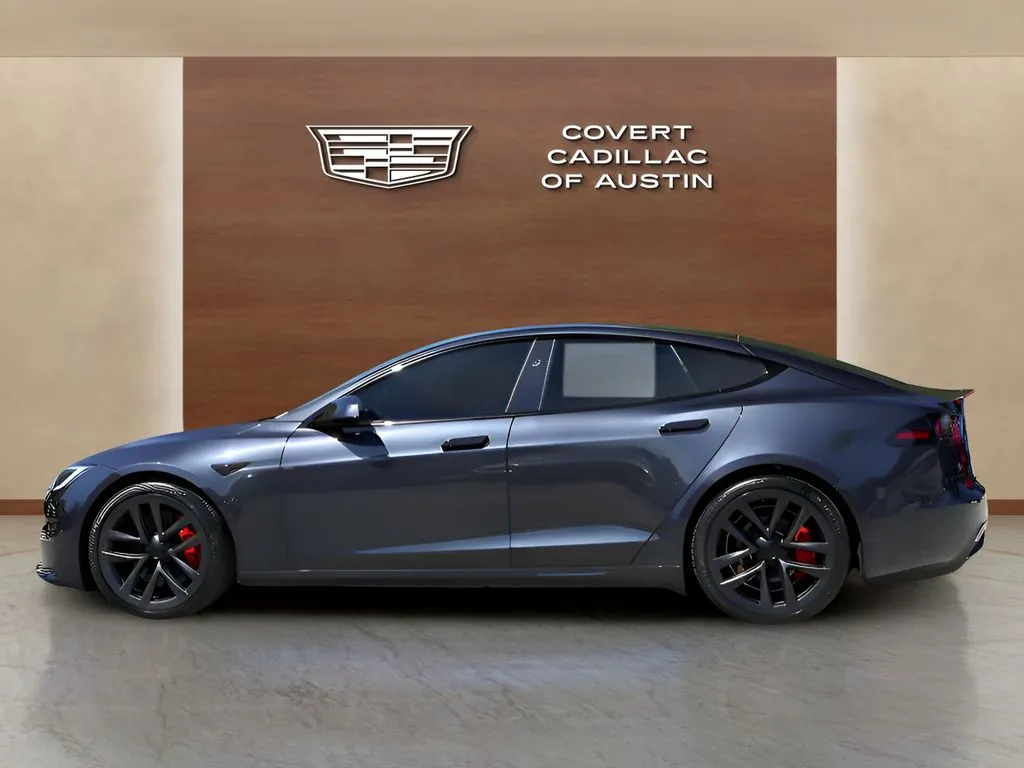 Tesla Model S photo 2